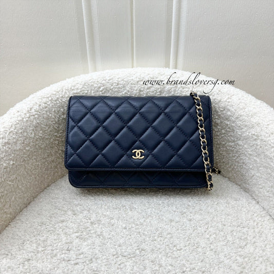 Chanel Classic Wallet on Chain WOC in Navy Lambskin and LGHW (Model: AP0250) Crossbody
