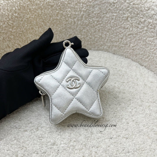 Chanel VIP Gift 24C Star Pouch Charm in Iridescent Silver Lambskin and SHW Clutch