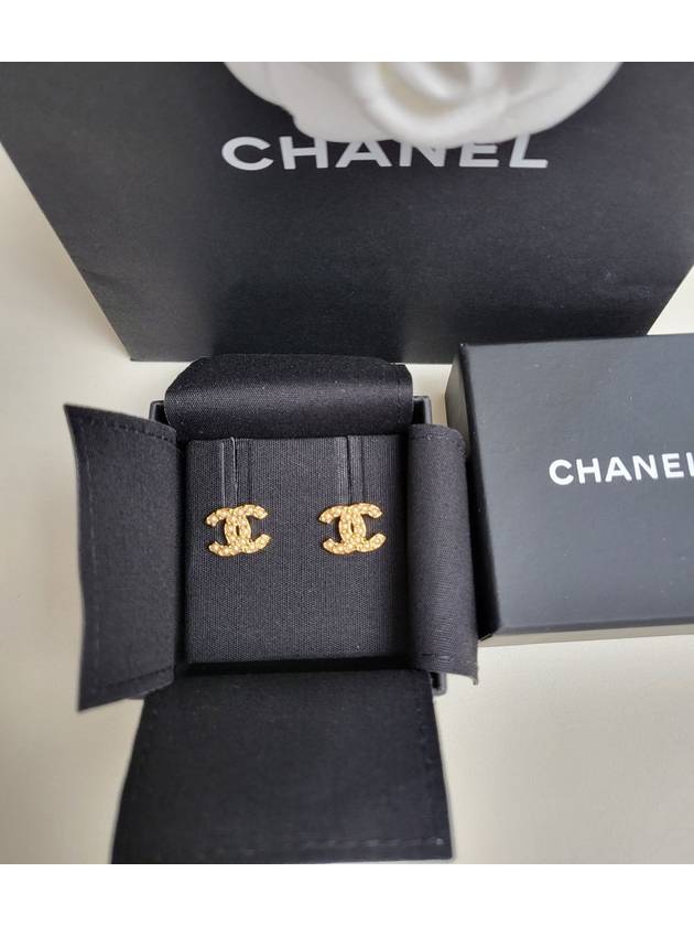 Chanel Handbag - Ewore Bags