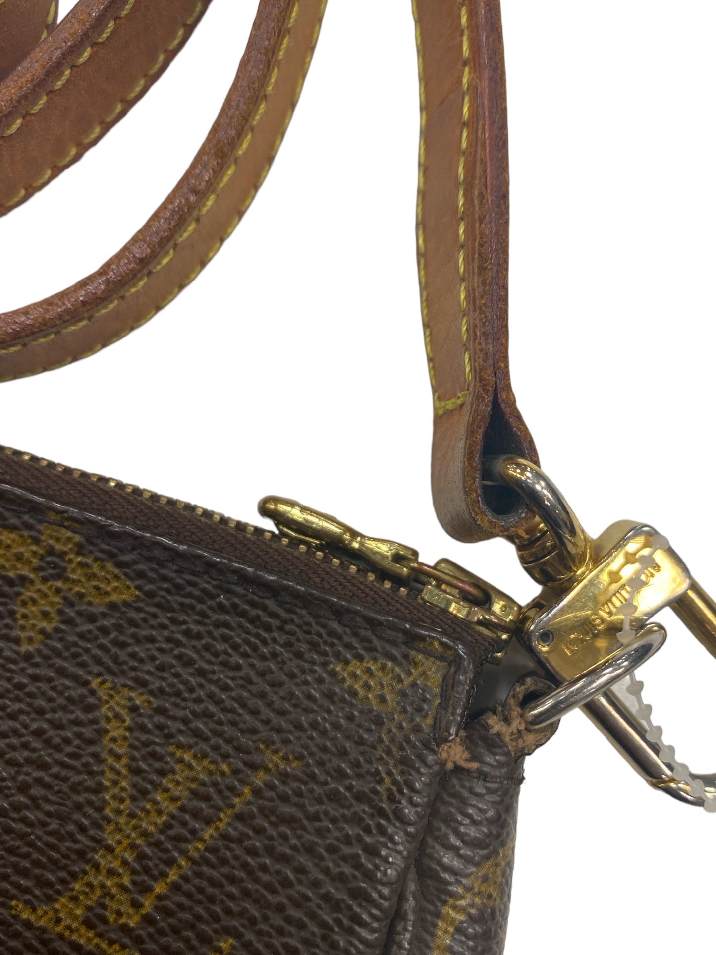 Handbag Luxury Designer By Louis Vuitton Size: Small