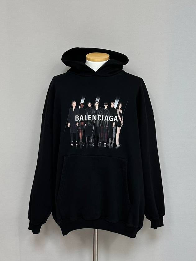 Luxury Balenciaga Trending 2026 Ark Walk Hoodie 110