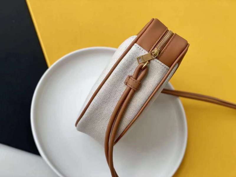 Yves Saint Laurent Weekend Refined Handbag