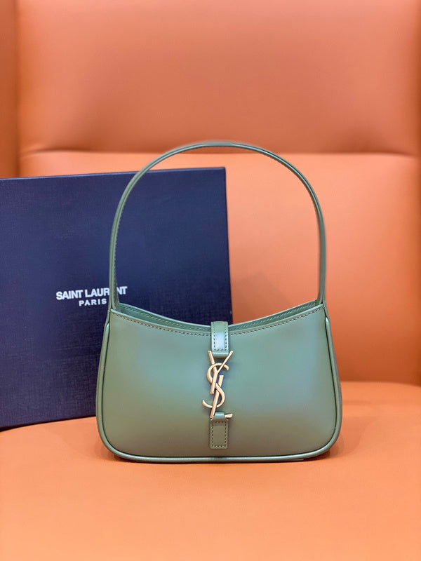 Yves Saint Laurent - Bags - 228