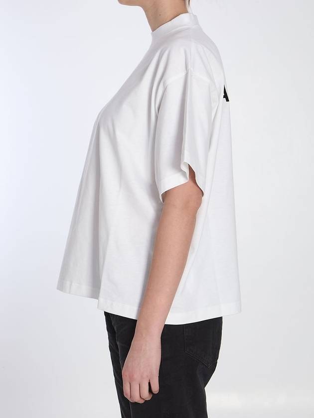 Luxury Balenciaga Trending 2026 Cropped logo t-shirt