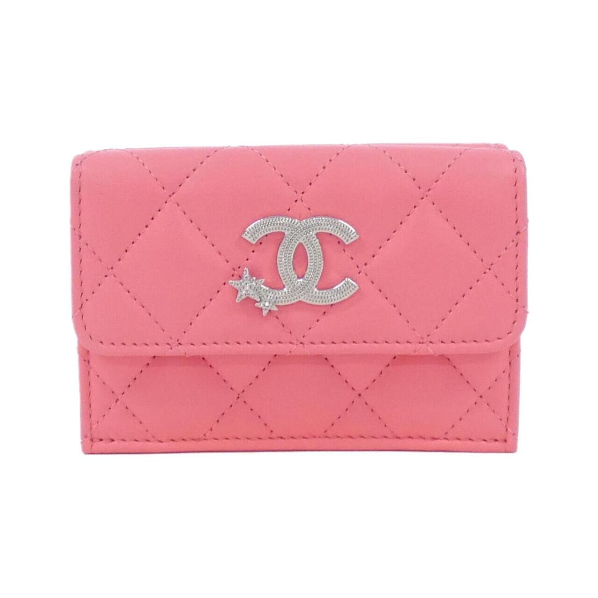 Chanel Clutch - Ewore Bags