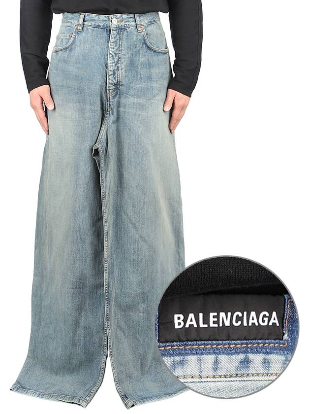 Luxury Balenciaga Trending 2026 Mid Rise Wide Jeans Blue