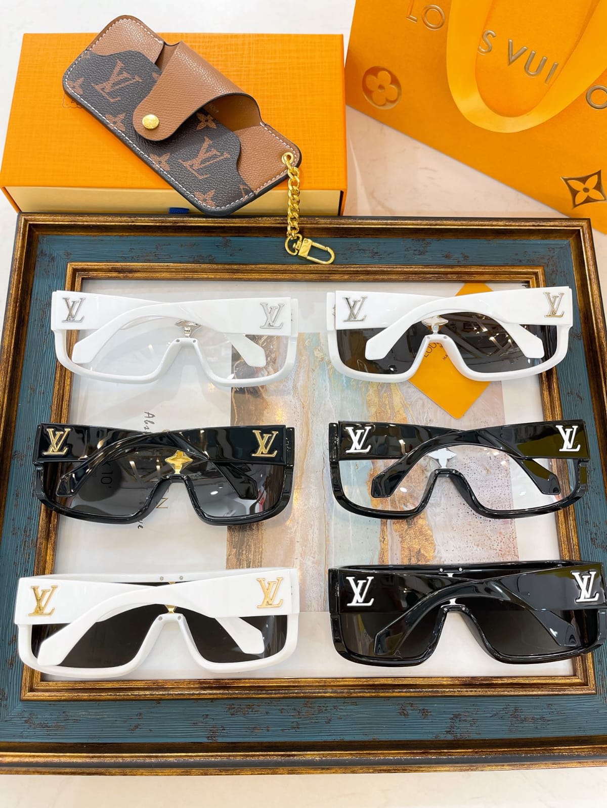 Louis Vuitton Cy  Sport Mask Sunglasses