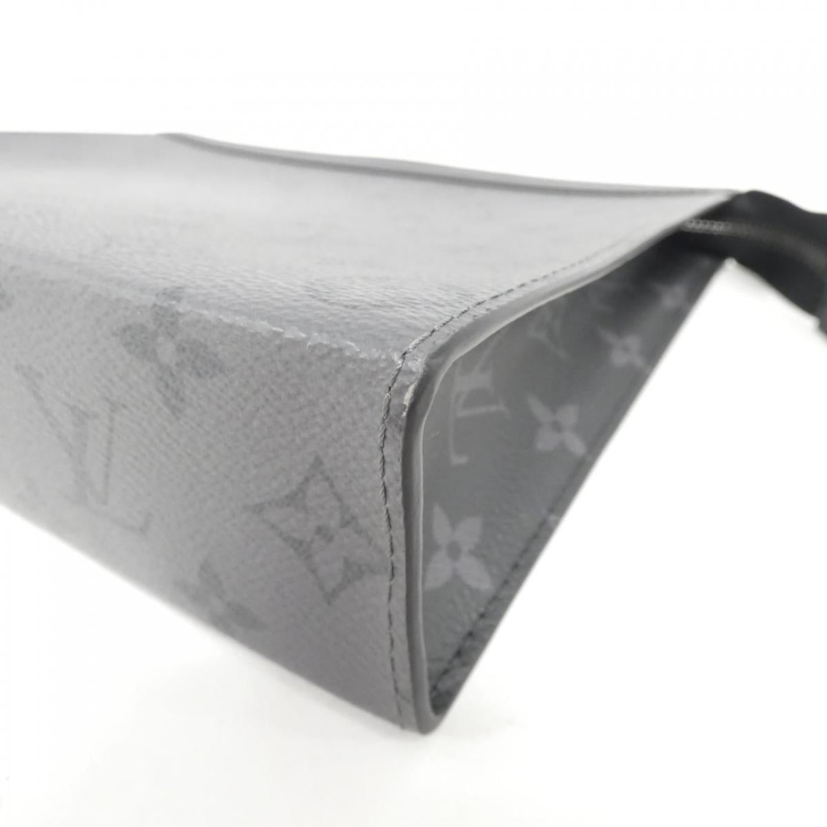 Louis Vuitton Monogram Eclipse Reversee Pochette Voyr M69535 Bag