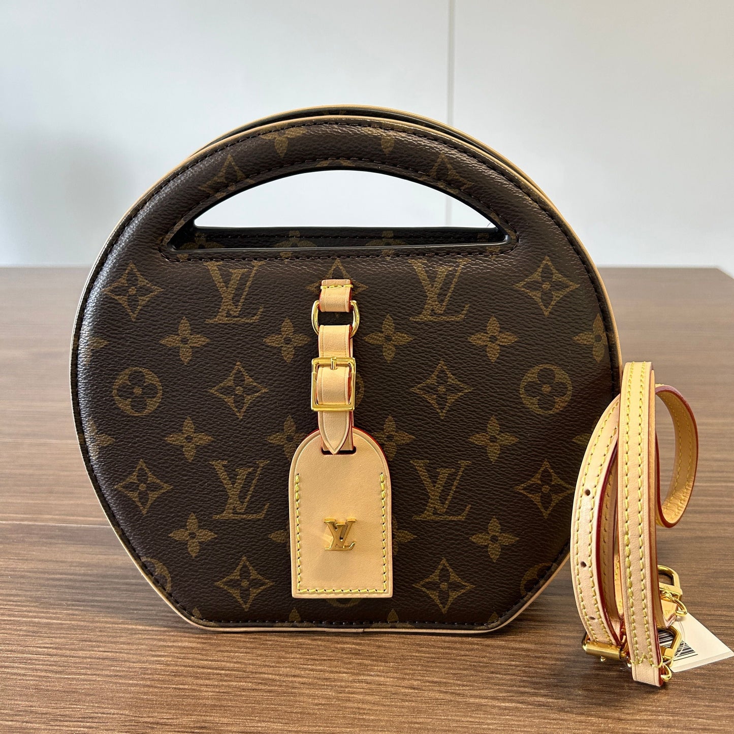 Louis Vuitton LV Monogram Bôite Chapeaux PM - Brown Handle Bags, Handbags LB121132