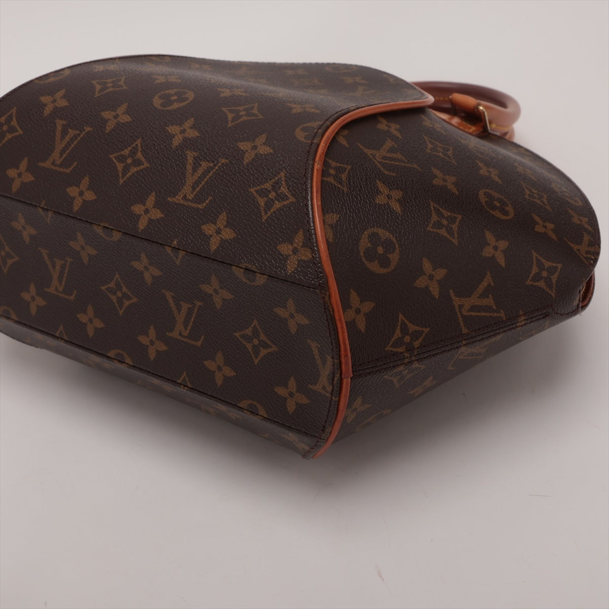 Louis Vuitton Monogram Elips MM M51126