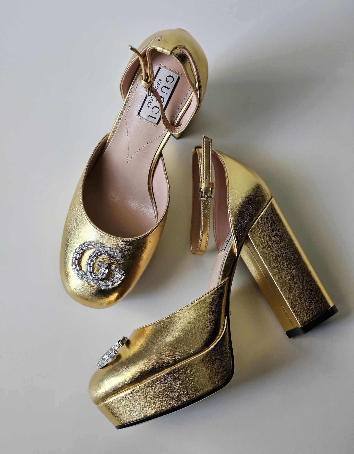 GUCCI