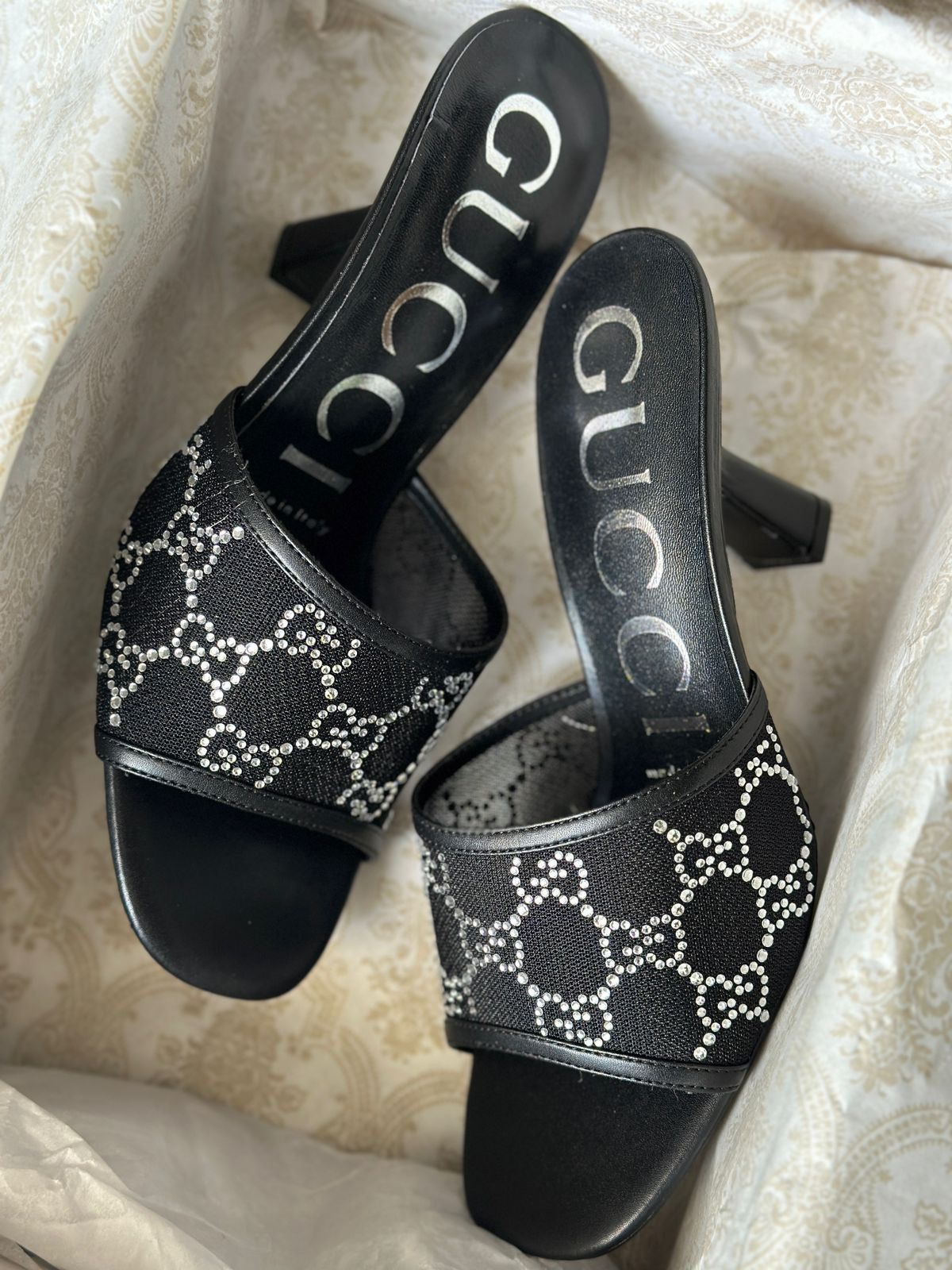 GUCCI