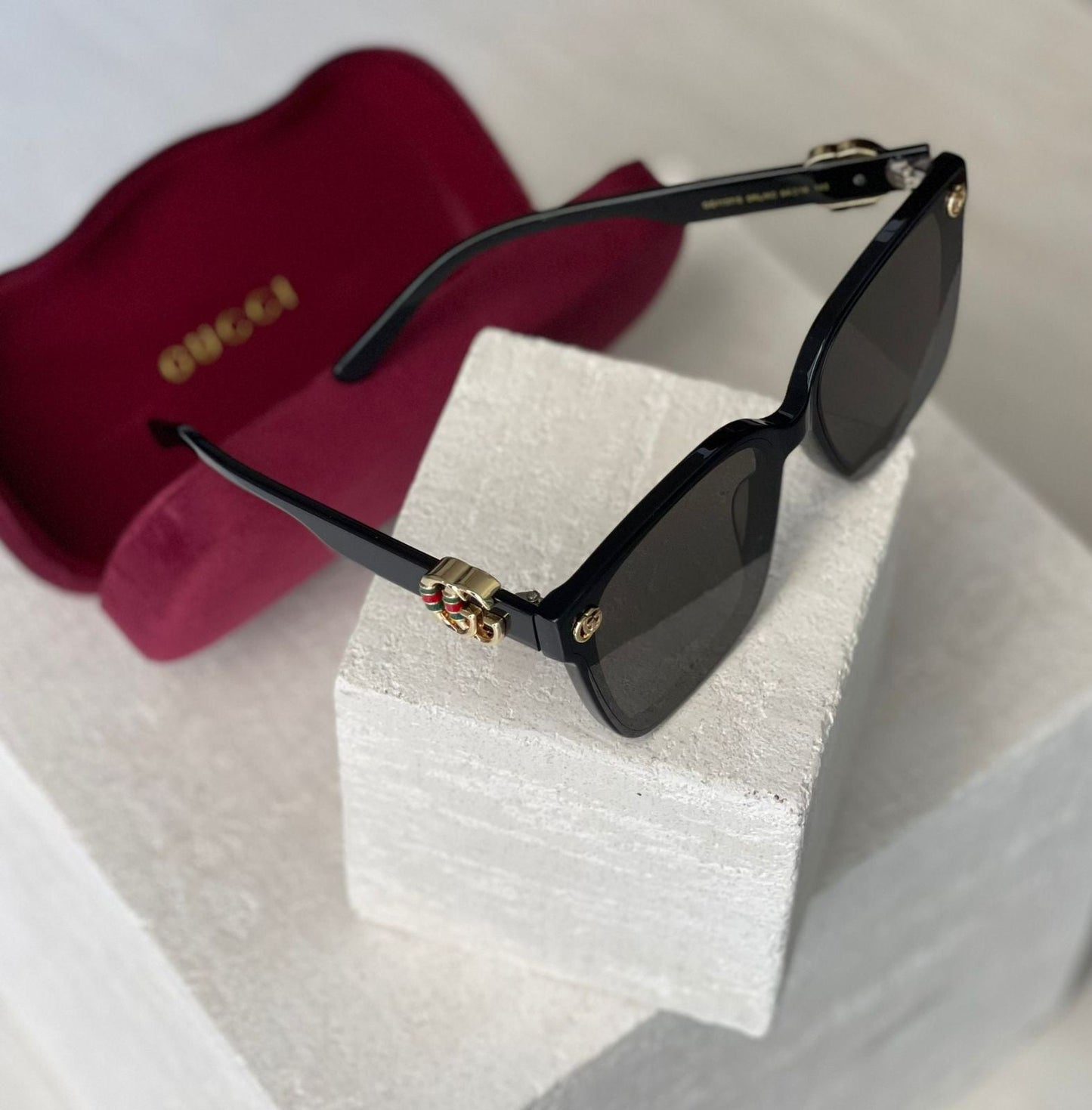 GUCCI