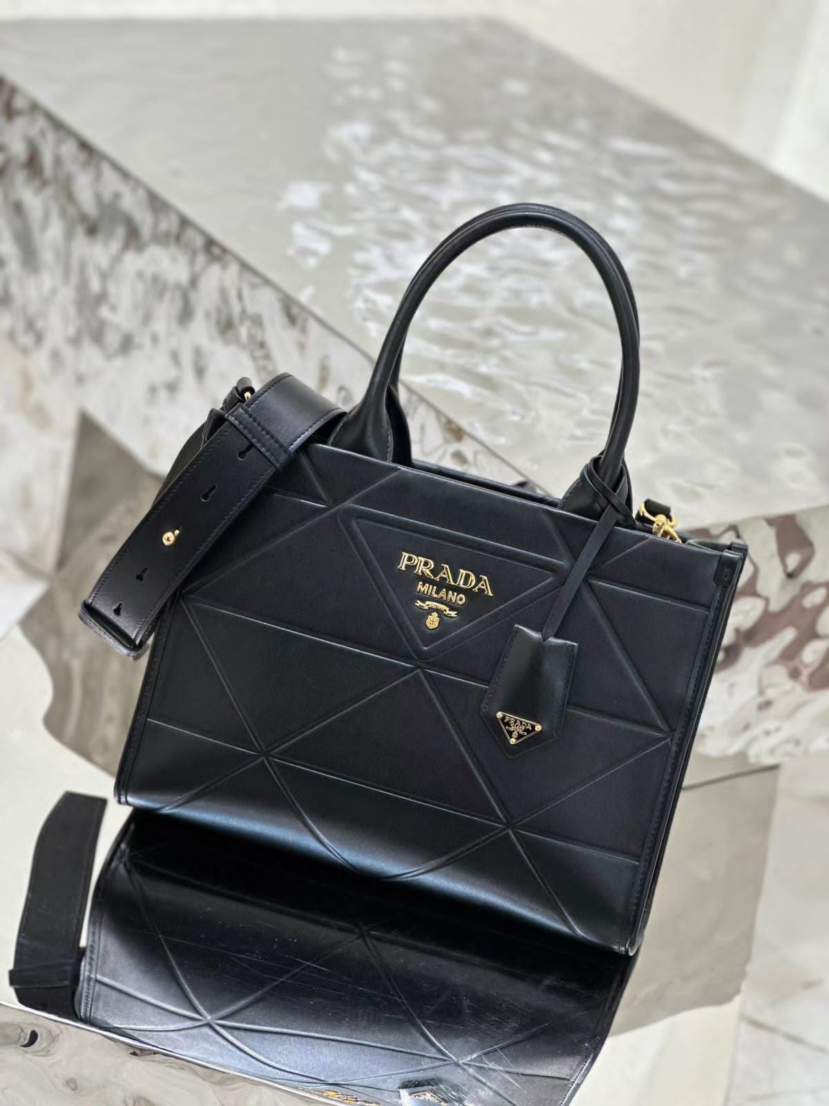 PRADA (2 Color)