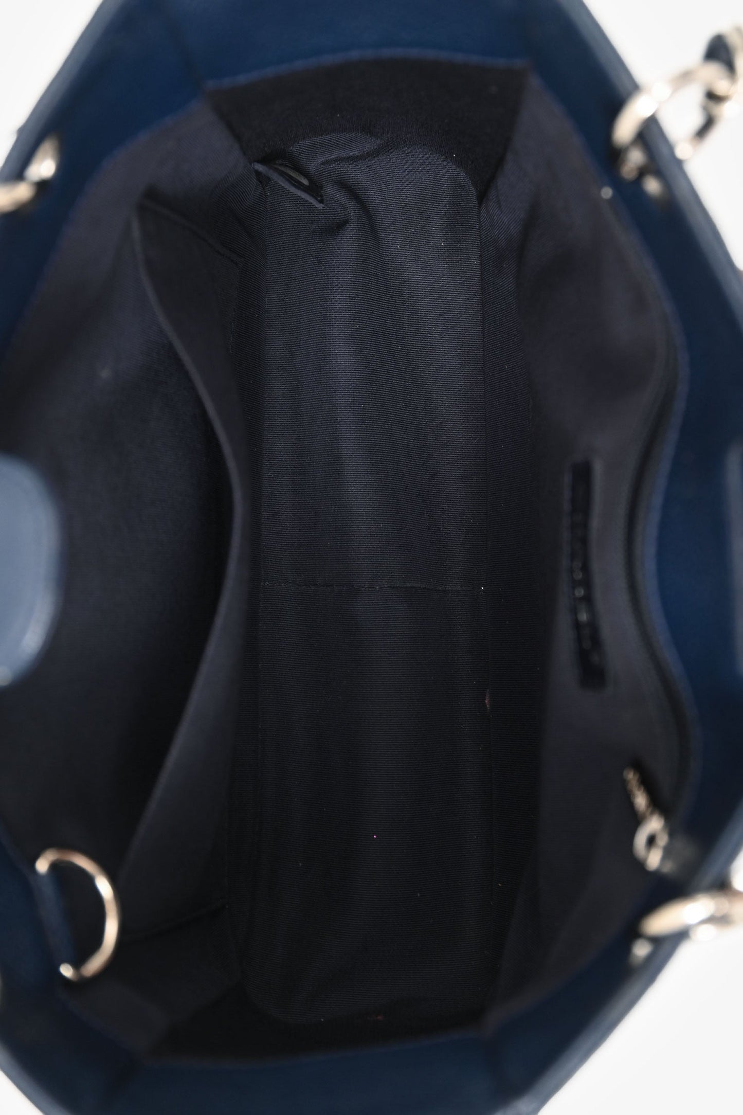 Chanel™ 2009 10 Navy Caviar Petite Shopping Tote SHW
