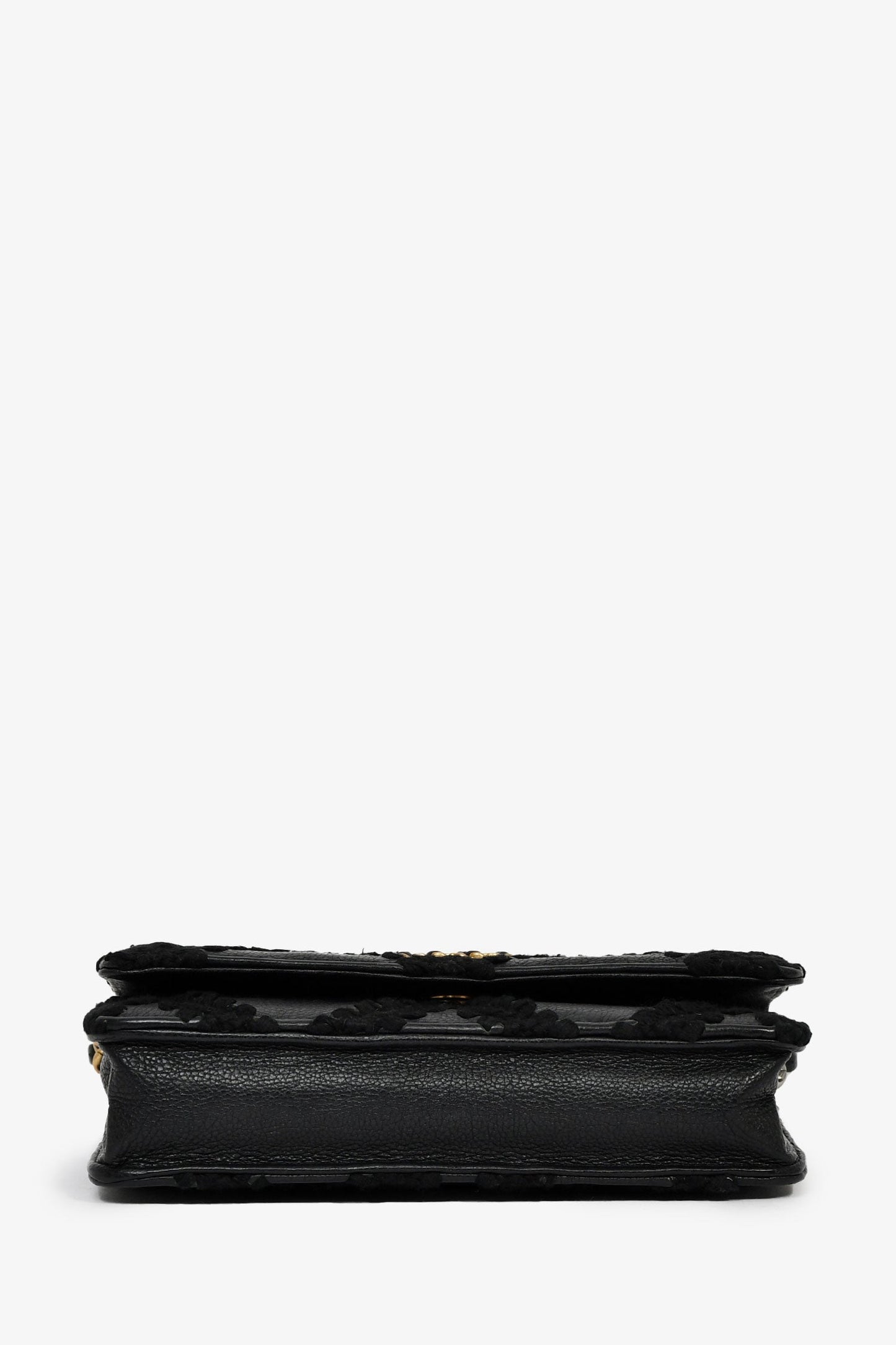 Chanel™ 2020 Black Leather Crochet Chanel™ 19 Wallet On Chain
