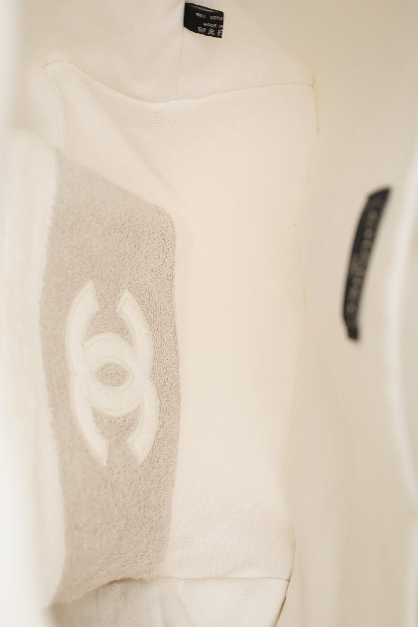 Chanel™ Beige/White Terry Cotton CC Beach Tote Towel Set