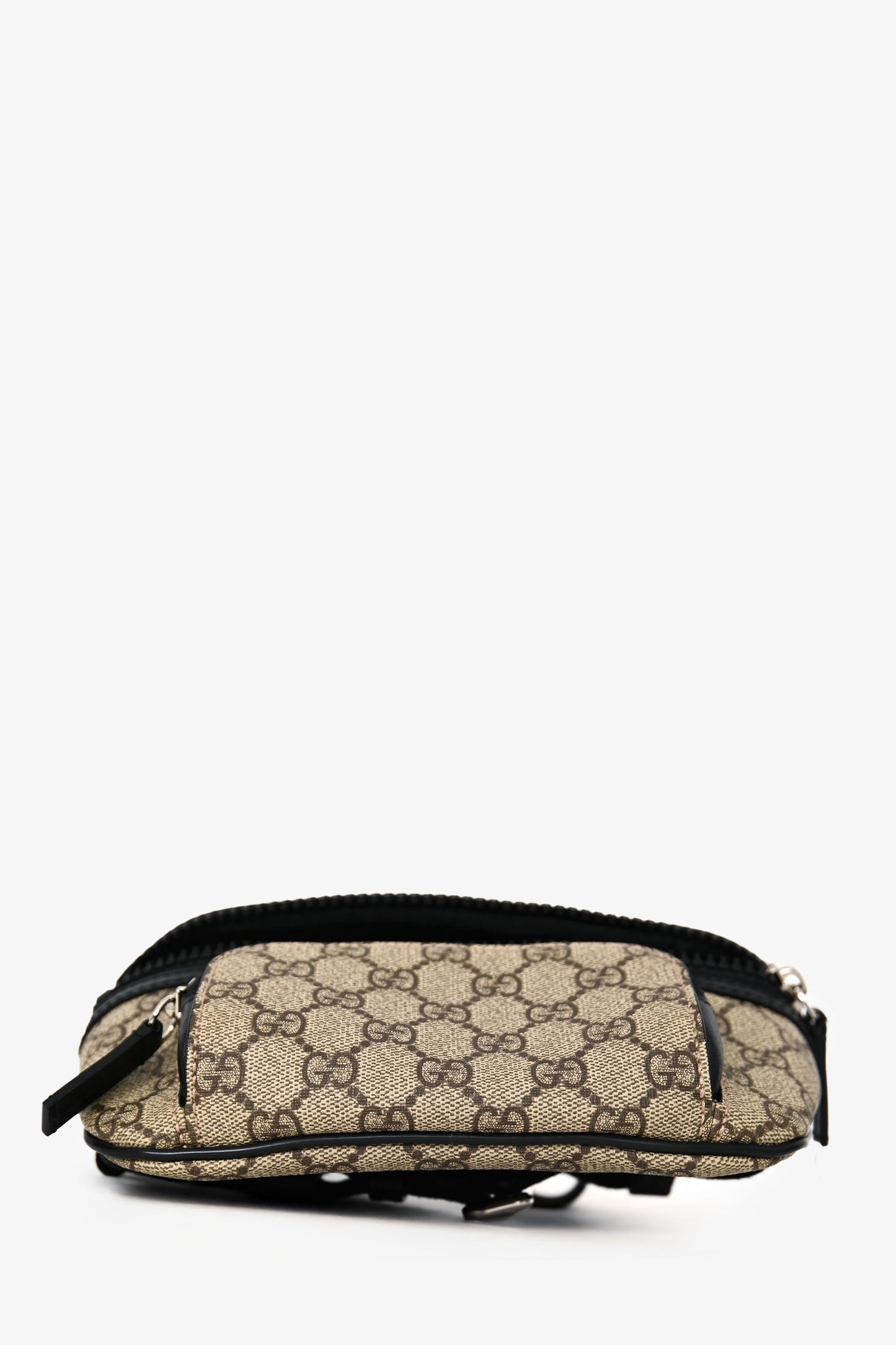 Gucci Black/Beige GG Supreme Belt Bag