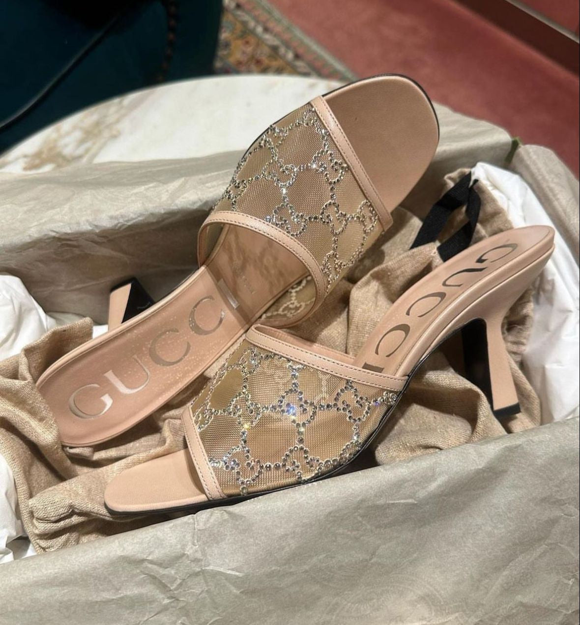 GUCCI