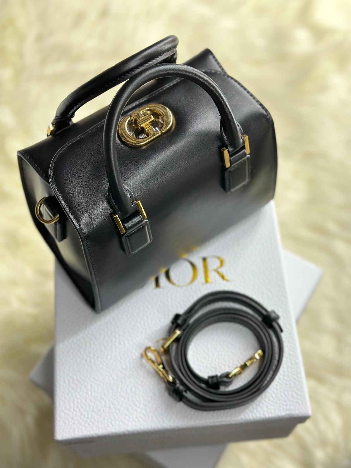 DIOR (2 Color)