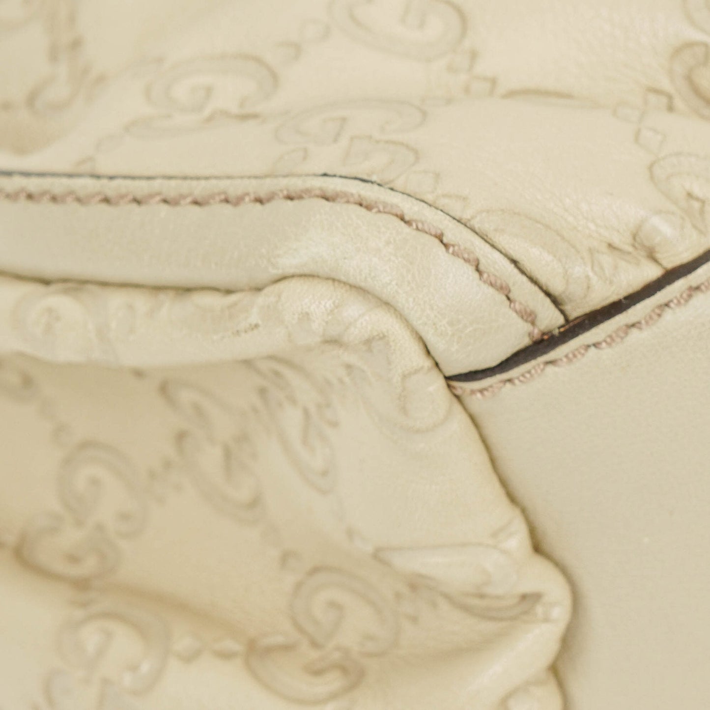 Gucci Guccissima Abbey D-Ring Bag