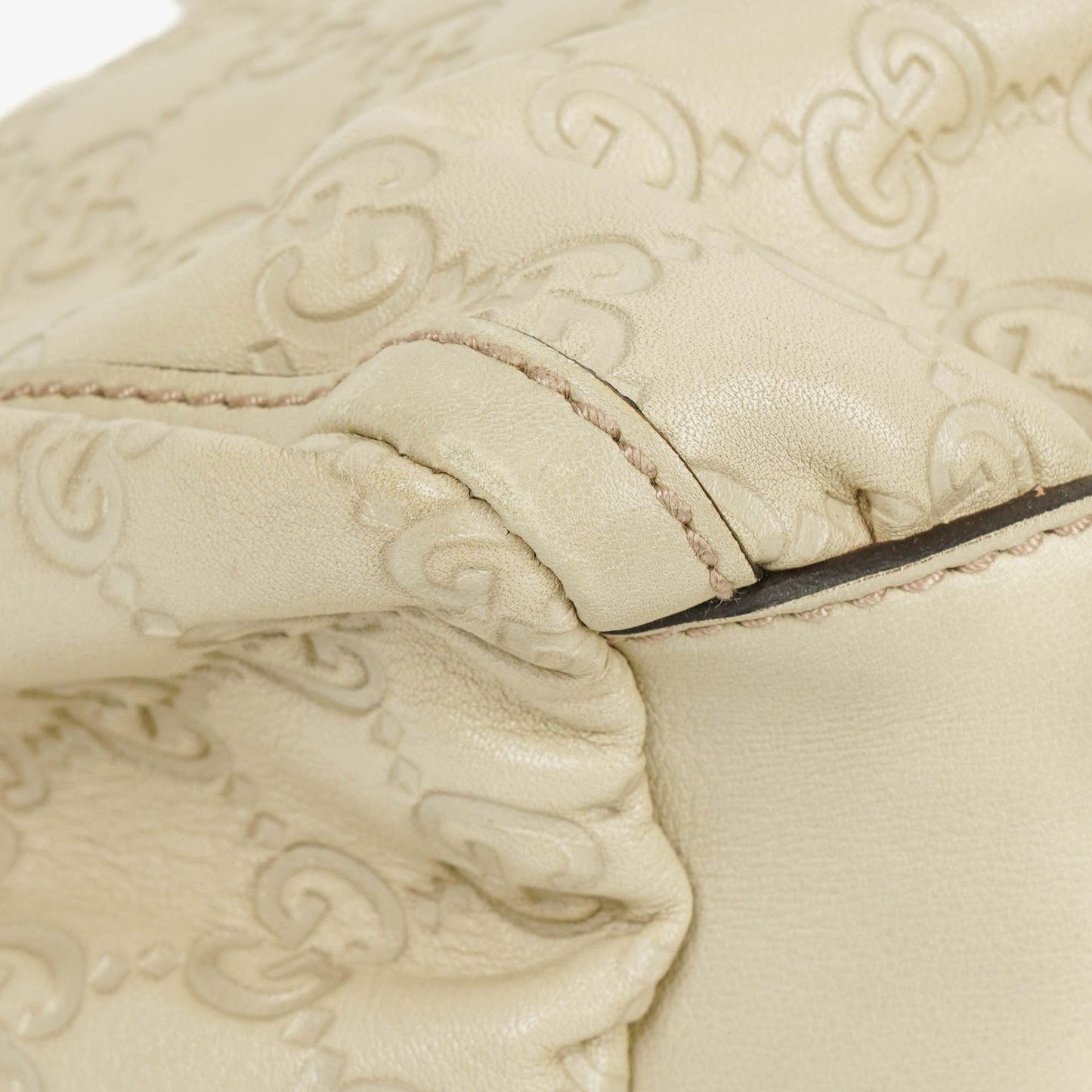 Gucci Guccissima Abbey D-Ring Bag