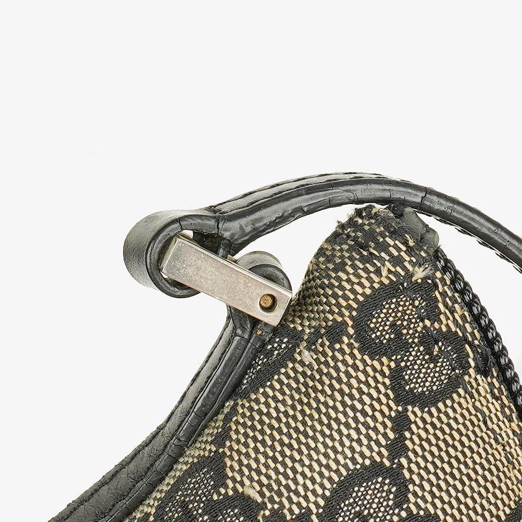 Gucci Baguette Pochette Boat Grey/Black GG Monogram Bag