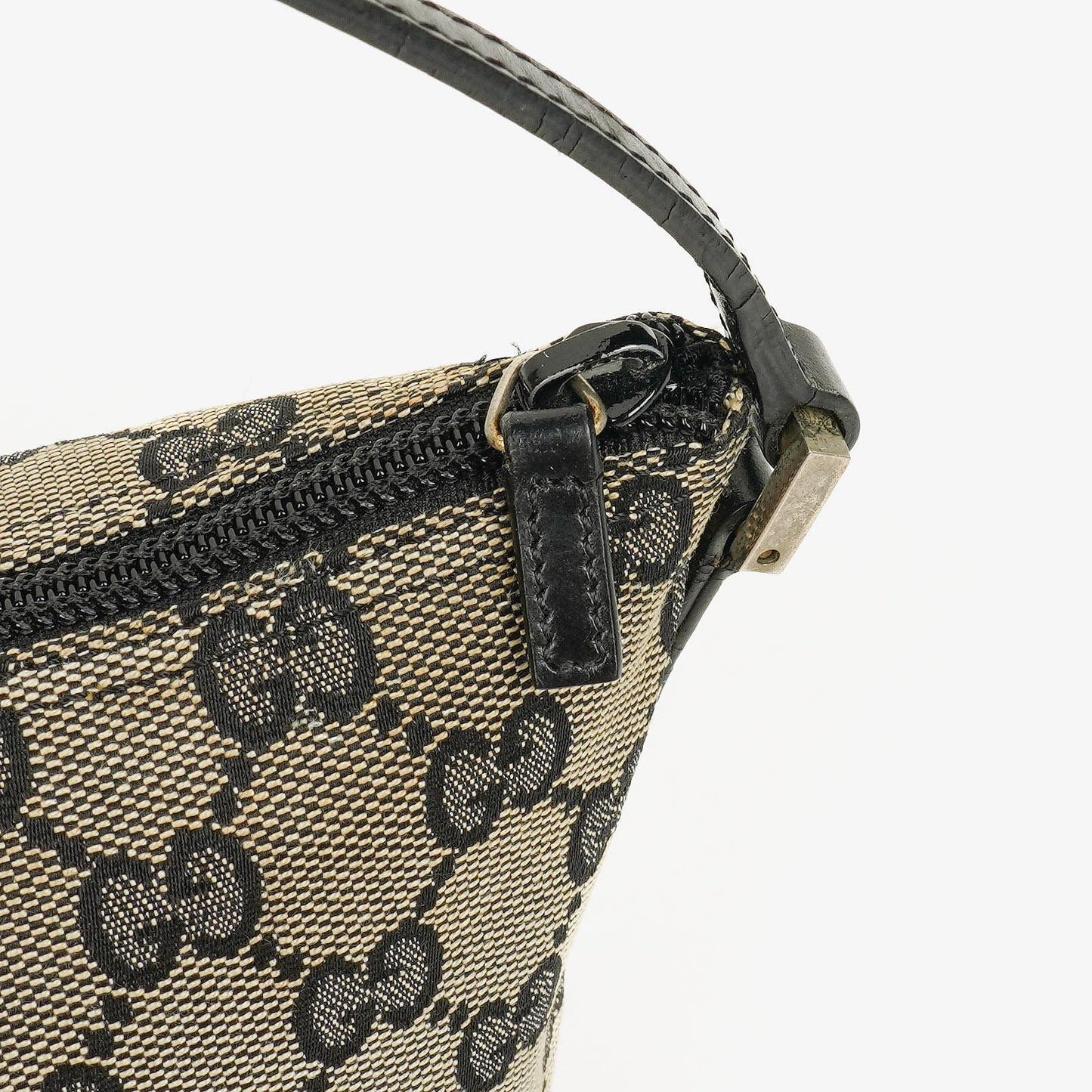 Gucci Baguette Pochette Boat Grey/Black GG Monogram Bag