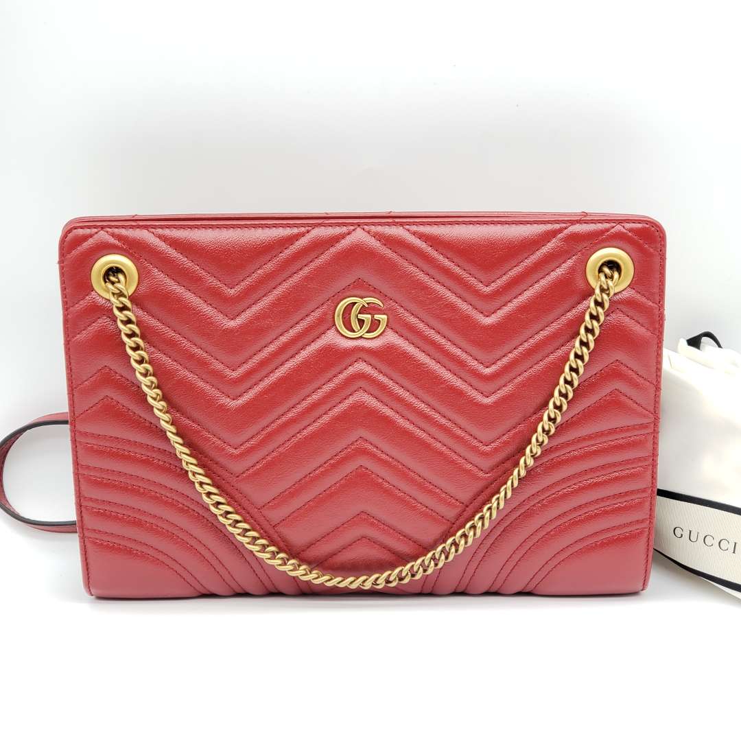 Gucci GG Marmont Quilted Shoulder Bag