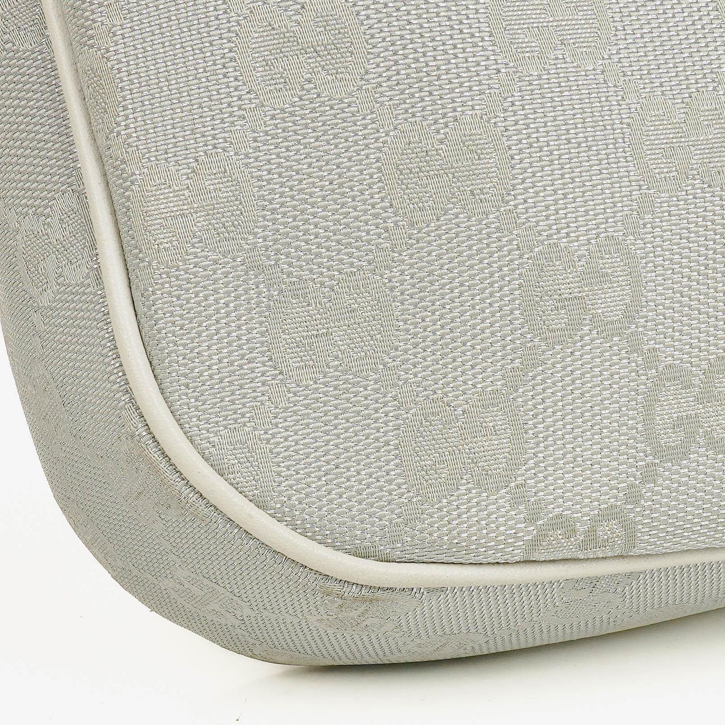 Gucci GG Supreme Pop SIlver Handbag