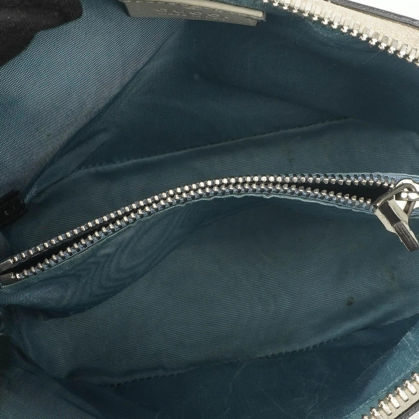 Gucci Mini Guccy Moon Steller Dome Crossbody Bag In White And Gold Calfskin