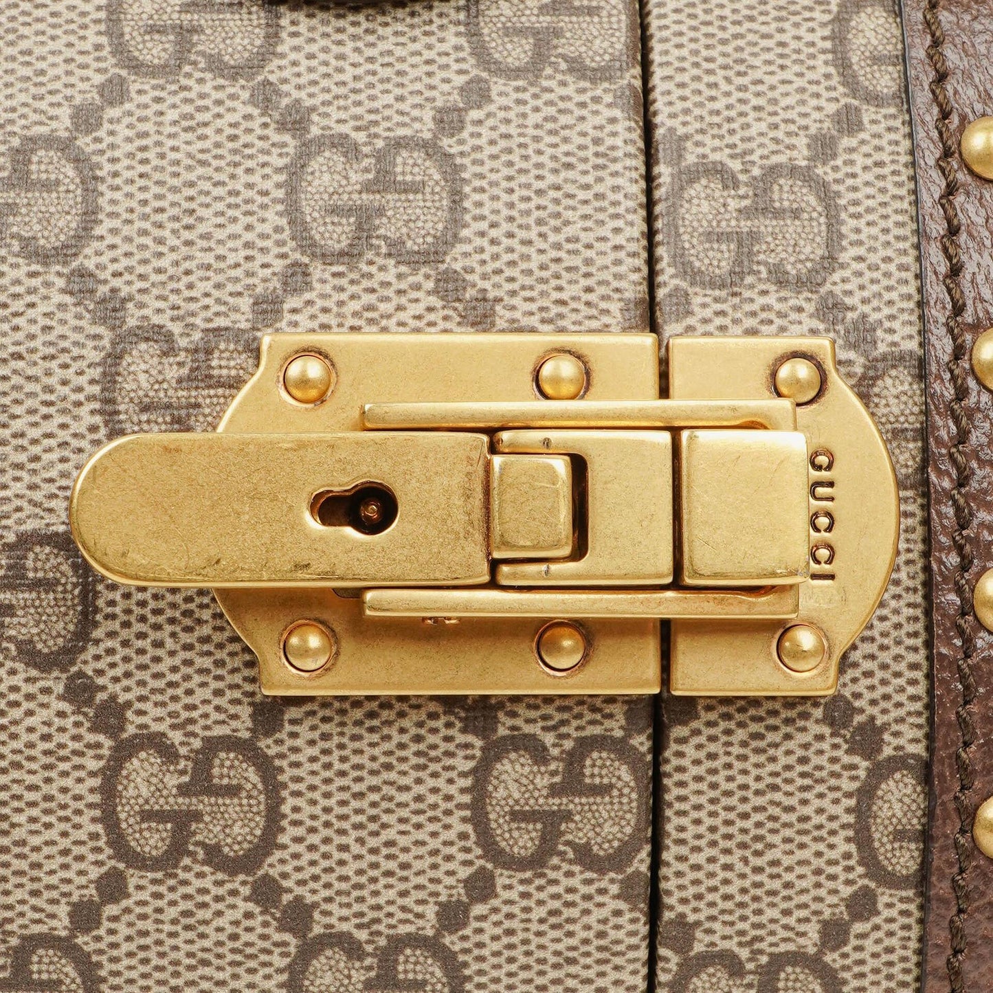 Gucci Savoy Extra Small Web GG Supreme Canvas Hat Case