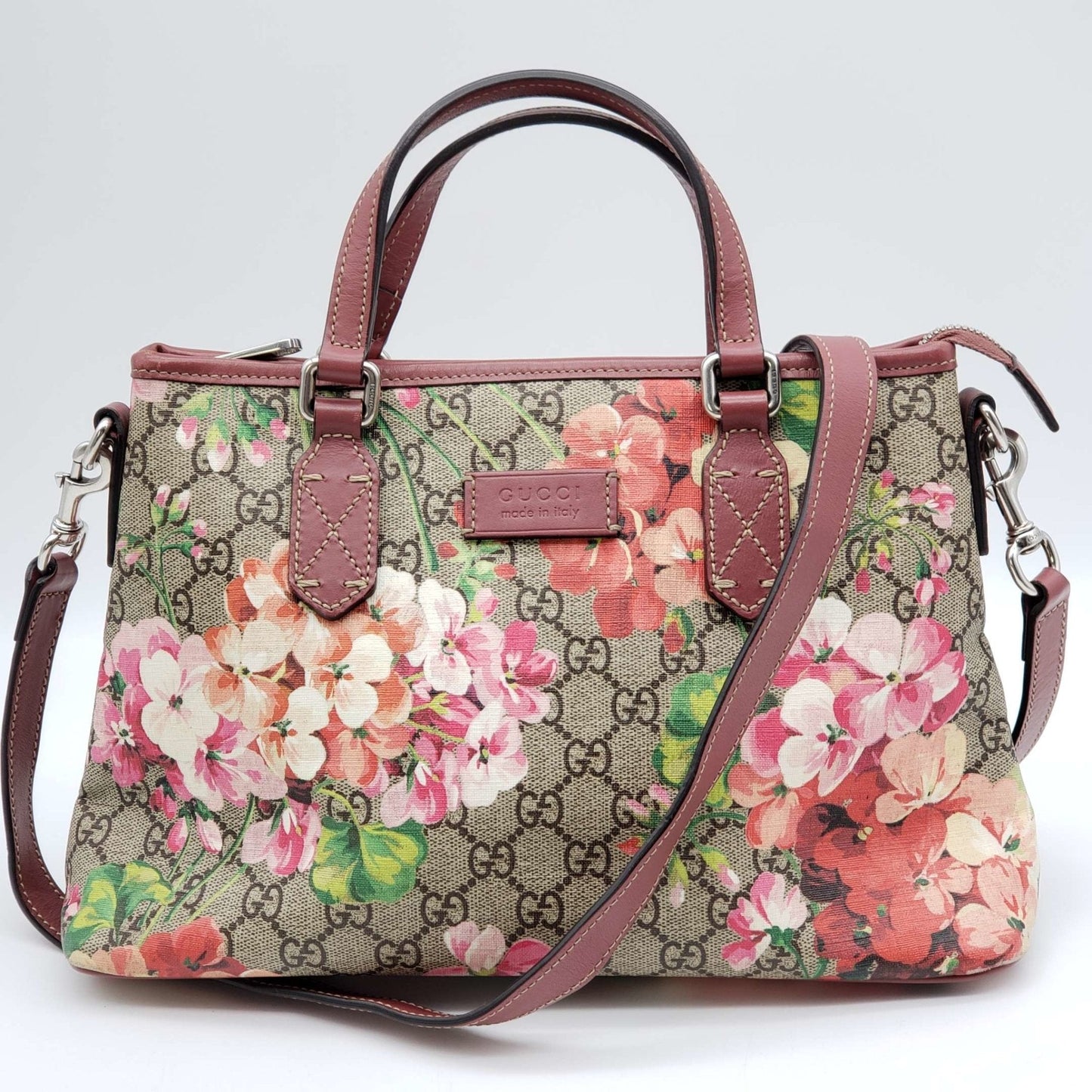 Gucci GG Supreme Pink Shoulder Bag