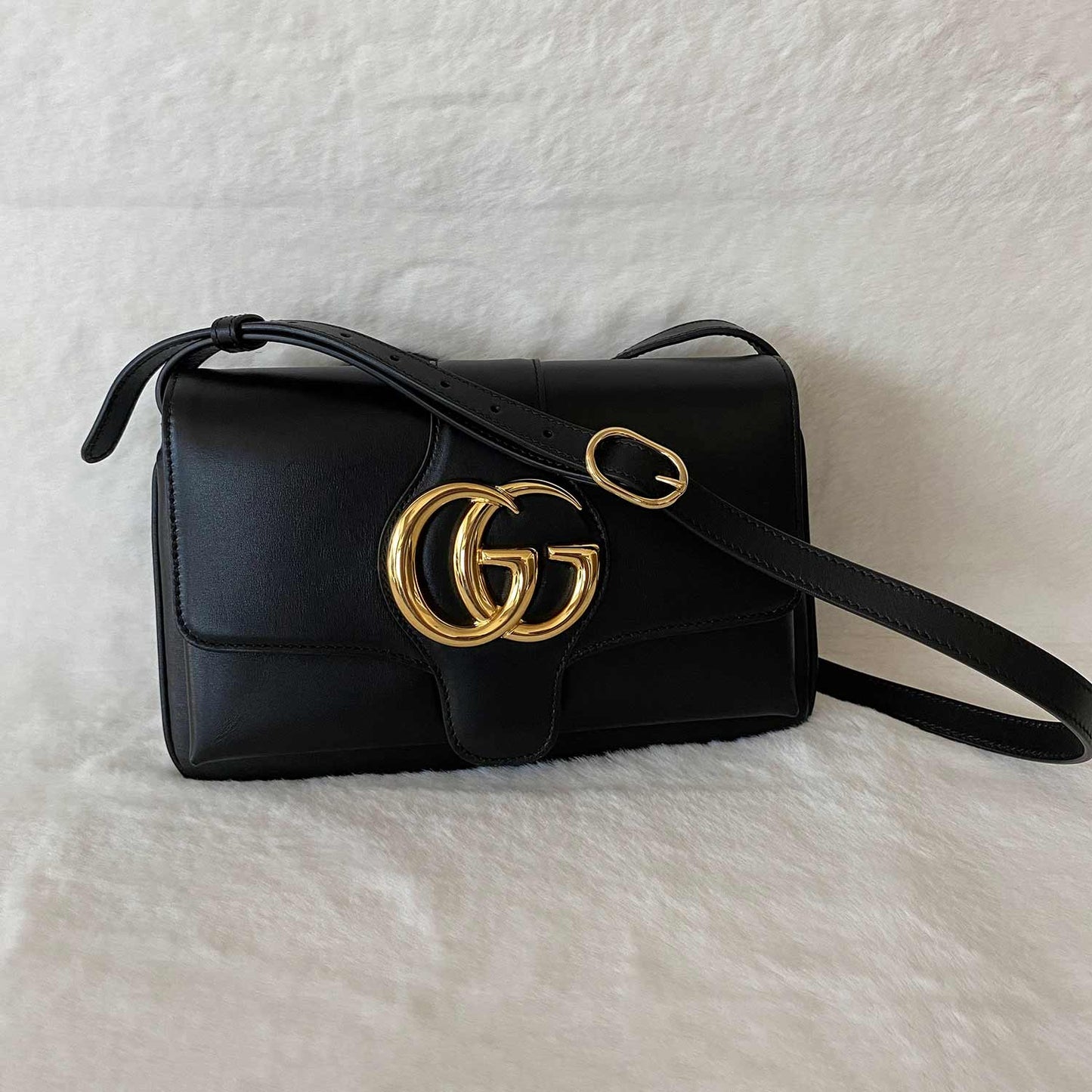 Gucci GG Marmont Leather Shoulder Bag Style 1