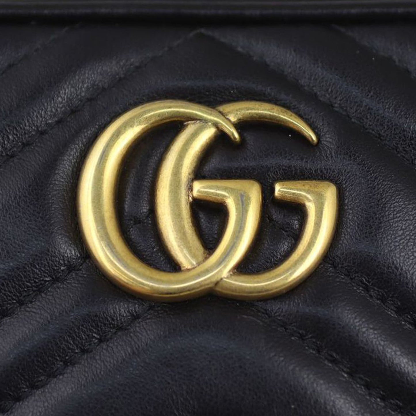 Gucci GG Marmont Mini Camera Bag