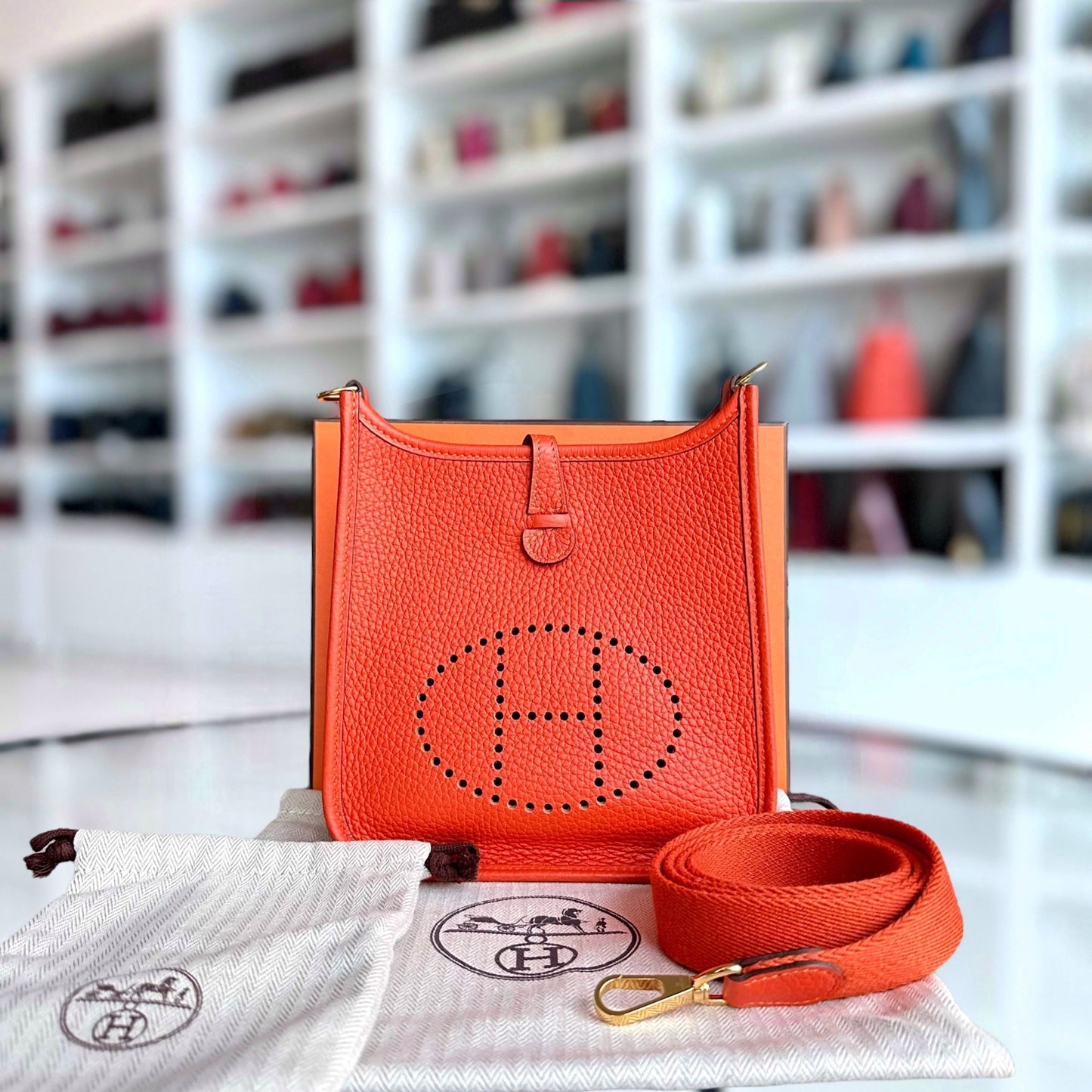 Hermes Mini Evelyn 16 Taurillon Clemence Stamp U Orange GHW
