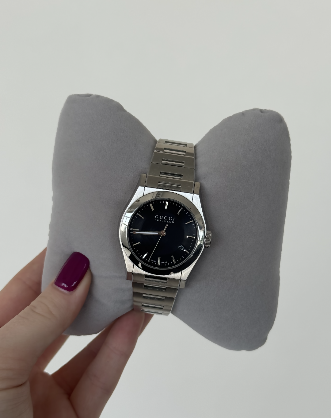Gucci Pantheon Watch 115.4 Ya115510 - Full Set