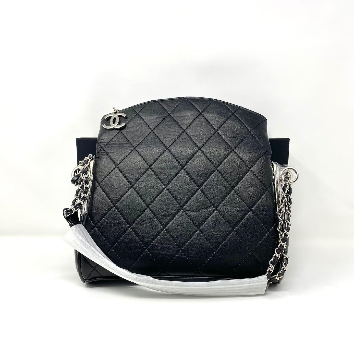 Chanel Quilted Leather Flap Shoulder Bag Black