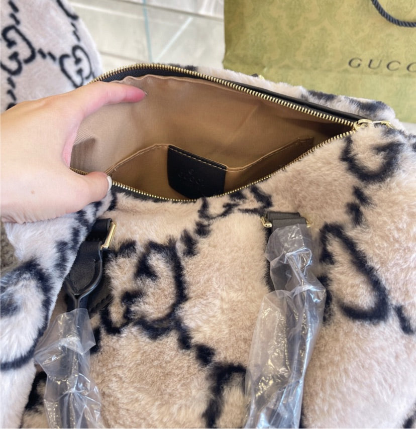 Gucci Fur Woman Handbag