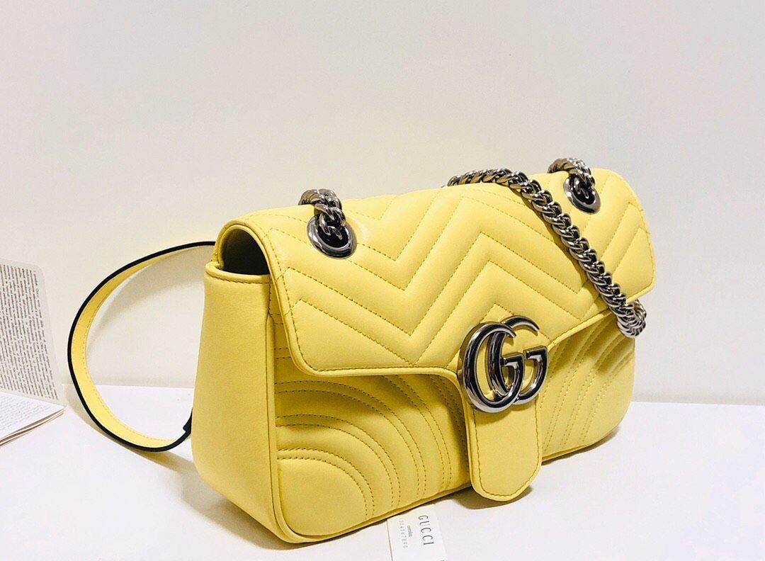 Gucci Leather Chain Shoulder Bag Style 18