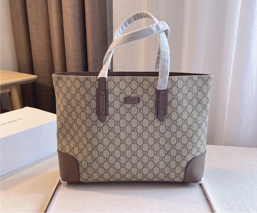 Gucci Piece Set Handbag