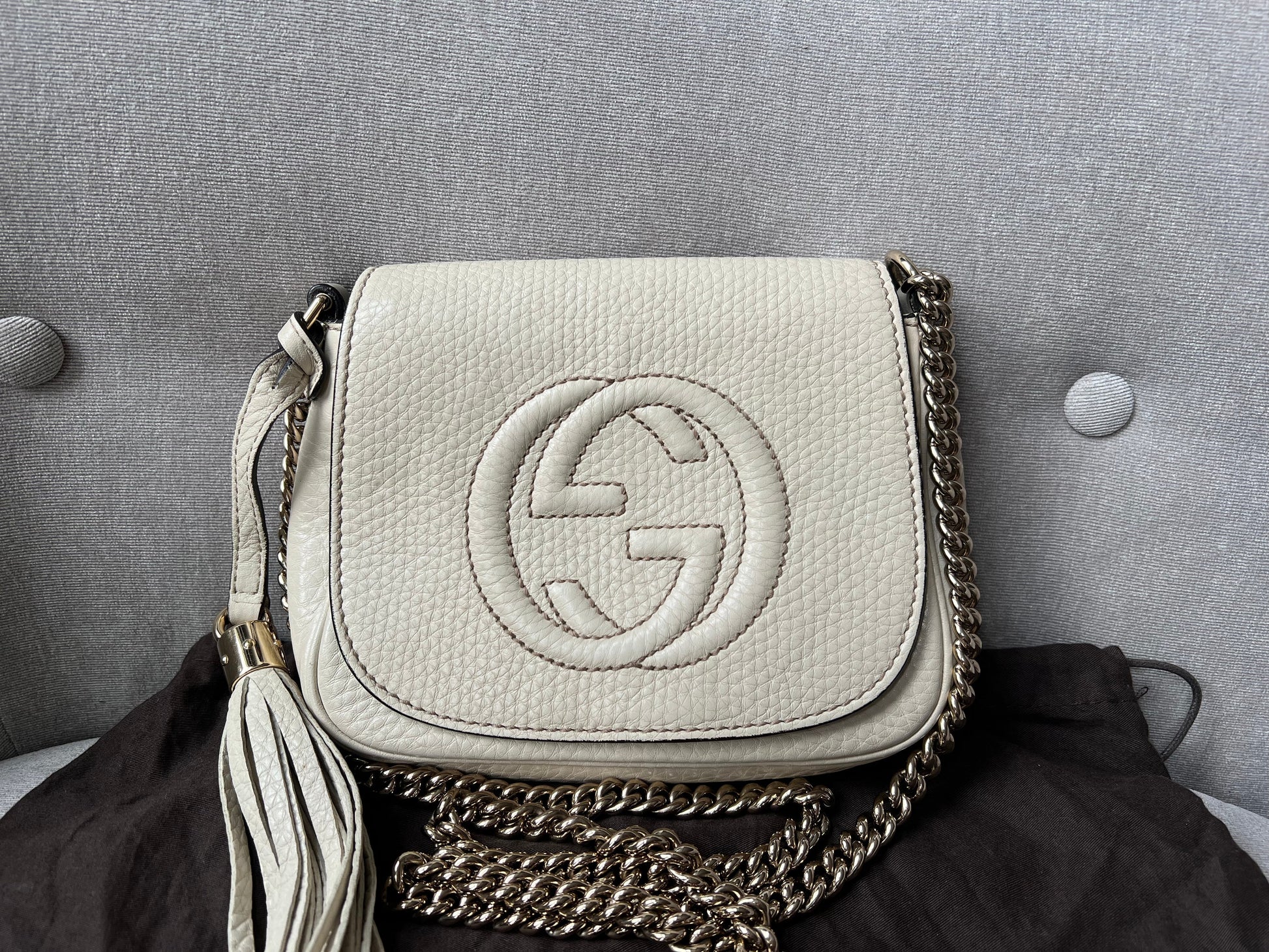 Gucci Soho White Leather Chain Crossbody