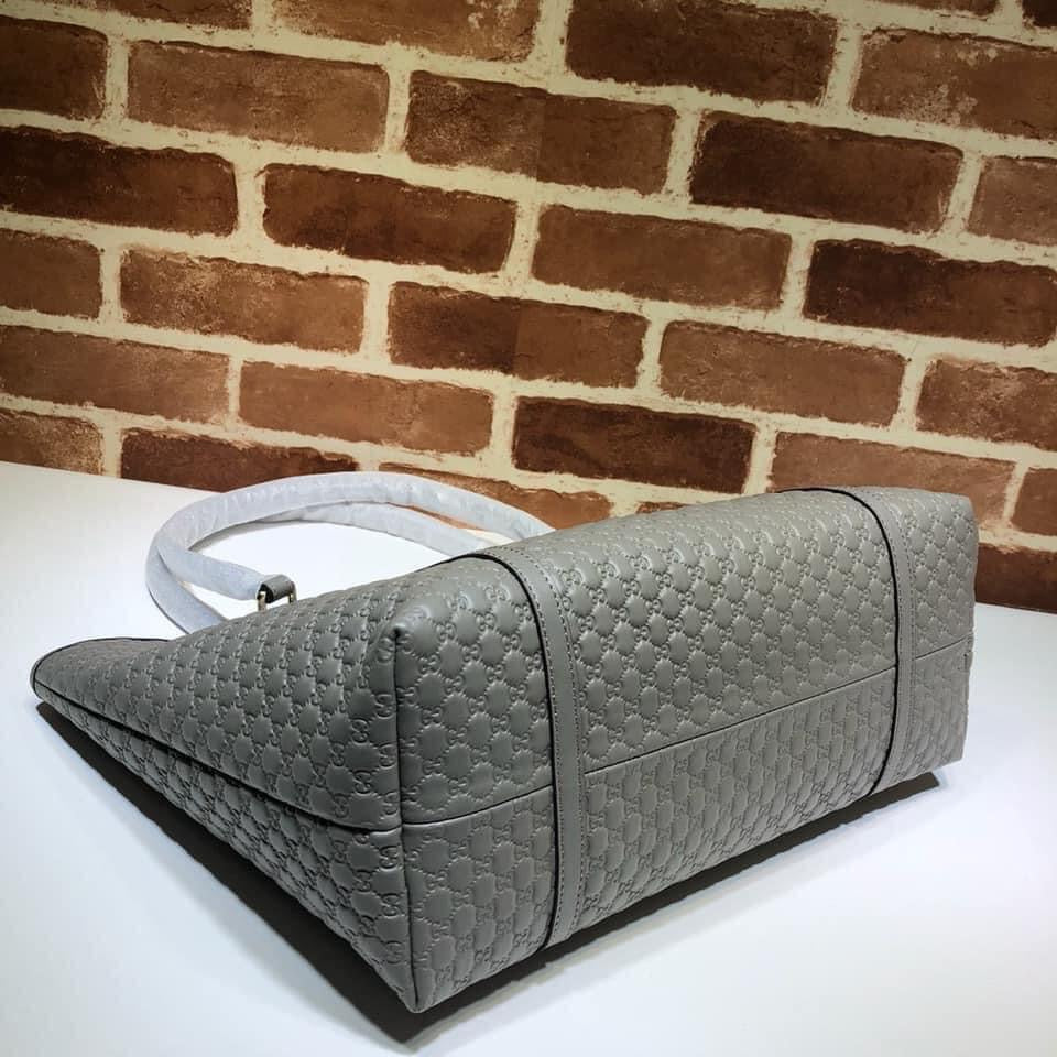 Gucci GG Supreme Leather Shoulder Bag Style 2
