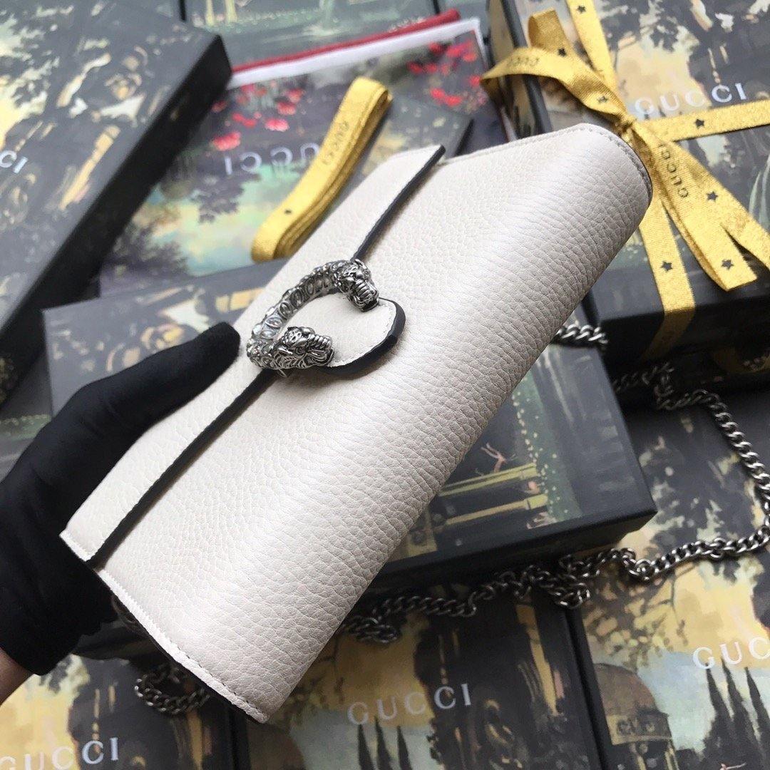 Gucci Pink Leather Chain Shoulder Bag