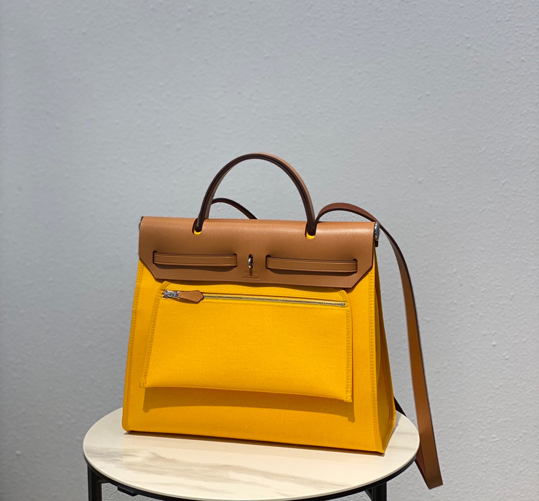 Luxury Hermes Herbag 31