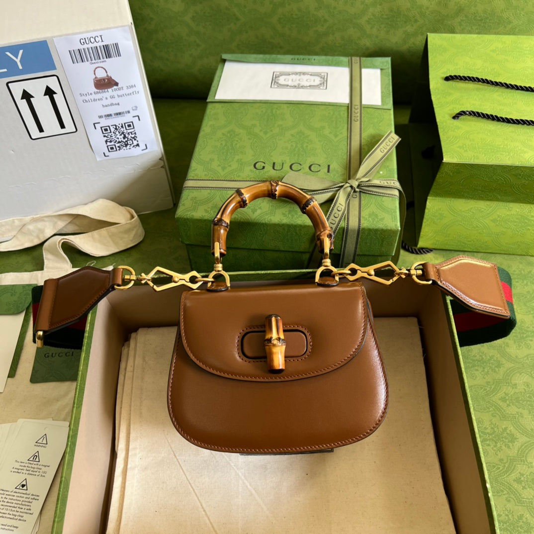 Gucci Bamboo Leather Shoulder Bag Style 10