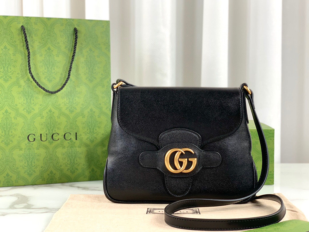 Gucci Leather Shoulder Bag Style 66