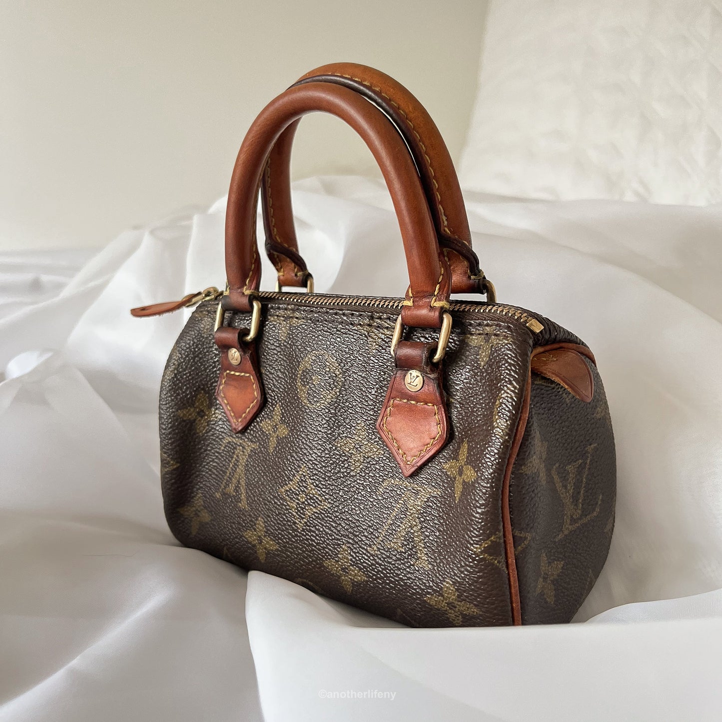 Louis Vuitton Mini Speedy