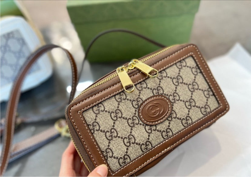 Gucci Woman Crossbody Style 4