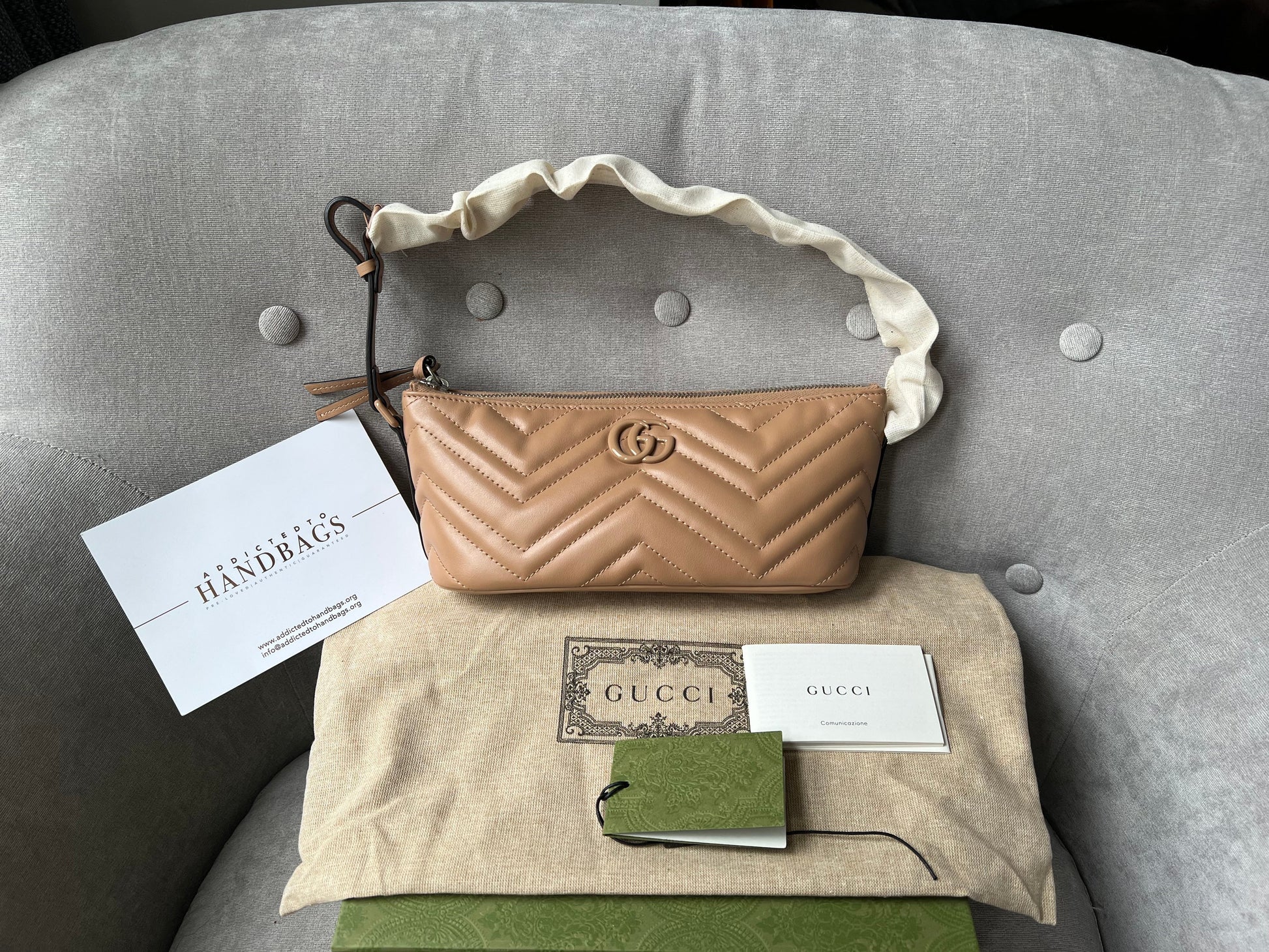 Gucci Baguette Leather Top Handle Shoulder Bag